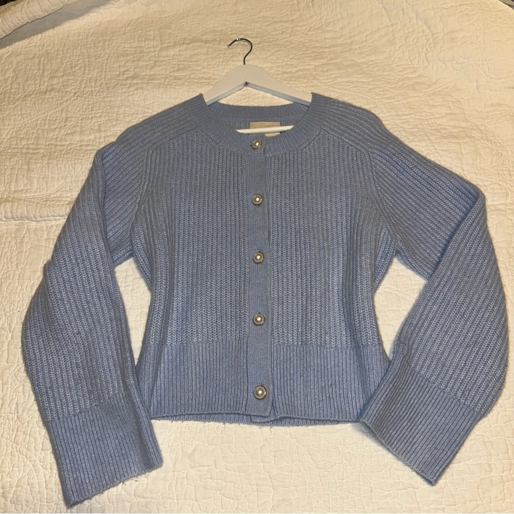 Abercrombie cardigan with pearl buttons